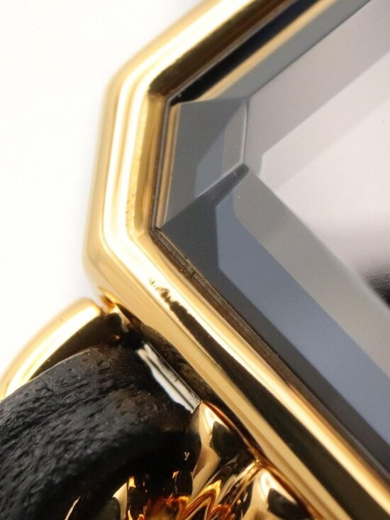 Chanel Watch Premiere M Black Leather main image 9